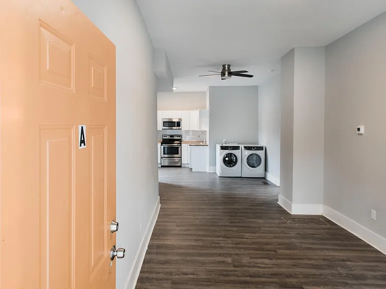 655 E Anderson St #A — Photo 3