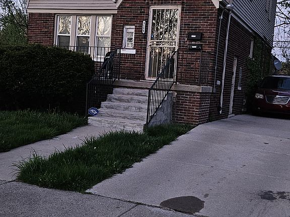 2nd image of 9184 Philip St Unit 1