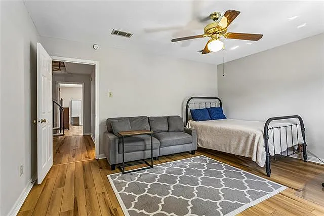 130 Helios Ave — Photo 12