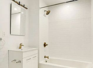 590 Leonard St APT 1R, Brooklyn, NY 11222