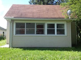 509 E Fulton St, Cuba, IL 61427