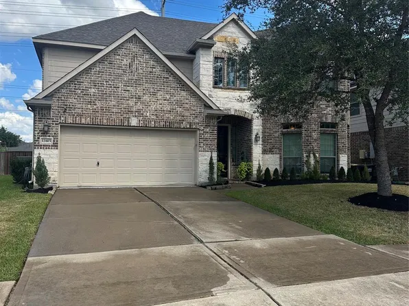 13415 Sunset Bay Ln, Pearland, TX 77584