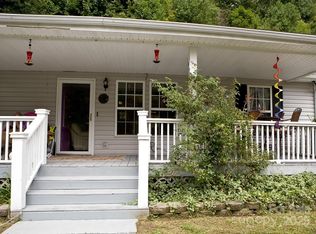 165 Peepeye Cove Rd, Leicester, NC 28748