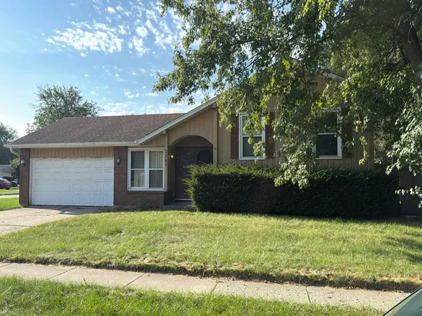 2265 South St, Elgin, IL 60123