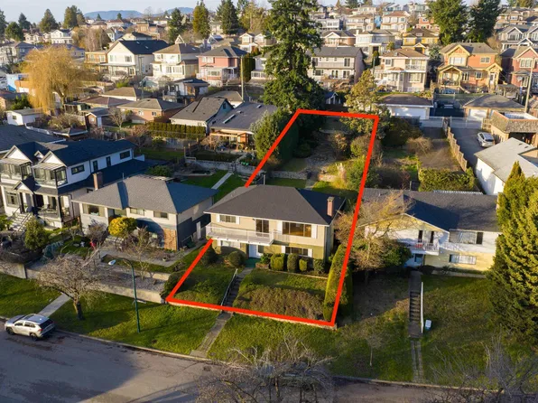 2321 Harrison Dr, Vancouver, BC V5P 2P7