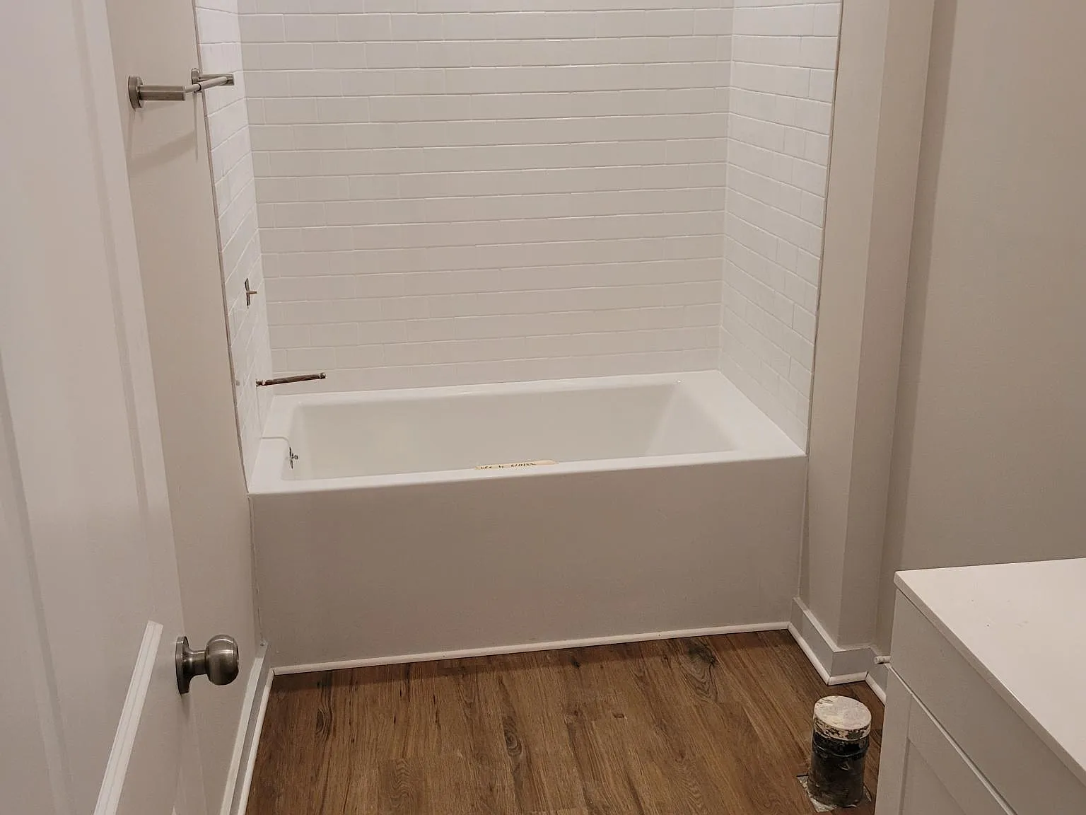 3 bed, 1560 sqft, $2,150 — Photo 3