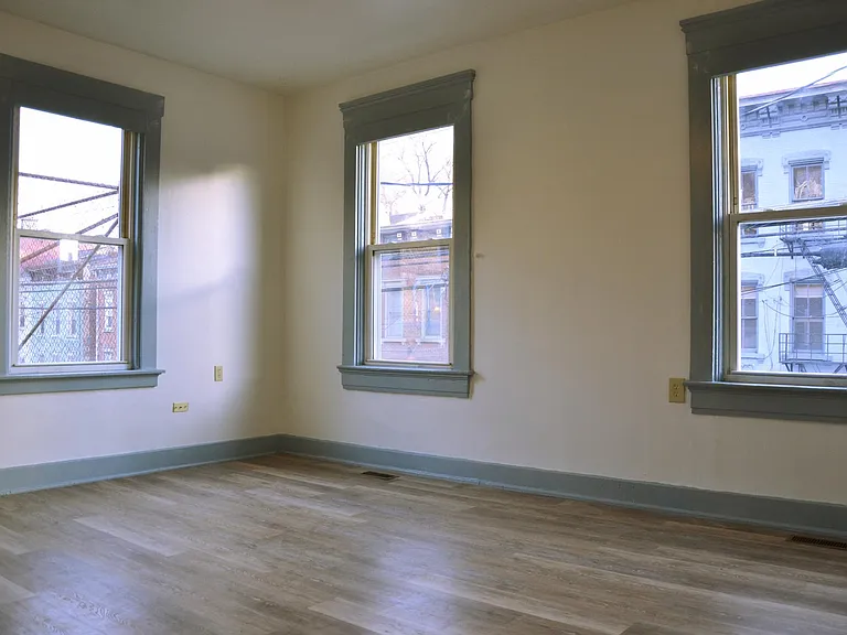 522 W McMicken Ave #2 — Photo 10