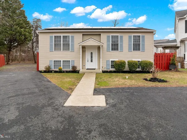 8252 Glen Ct, Jessup, MD 20794
