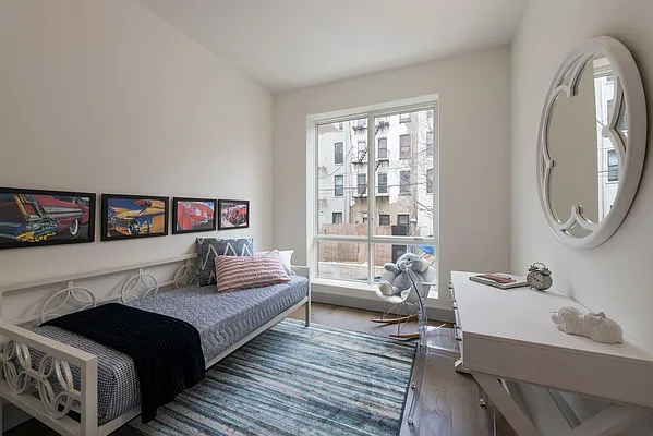 Sold by Nest Seekers International | media 4