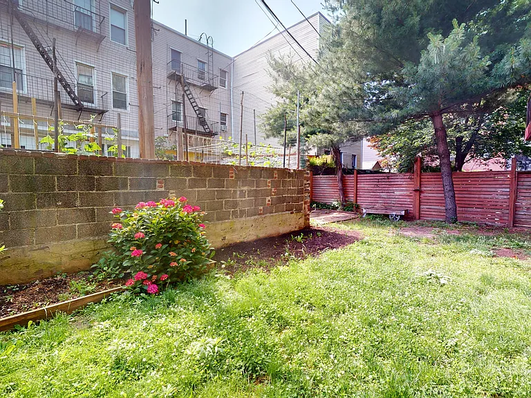 21 Judge St #1C — Photo 8