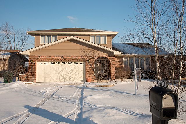 1st image of 15613 S Badger Ln