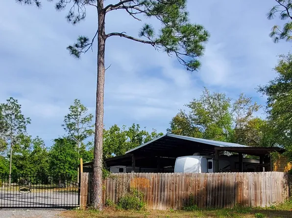 102 Bird Pond Rd, Steinhatchee, FL 32359