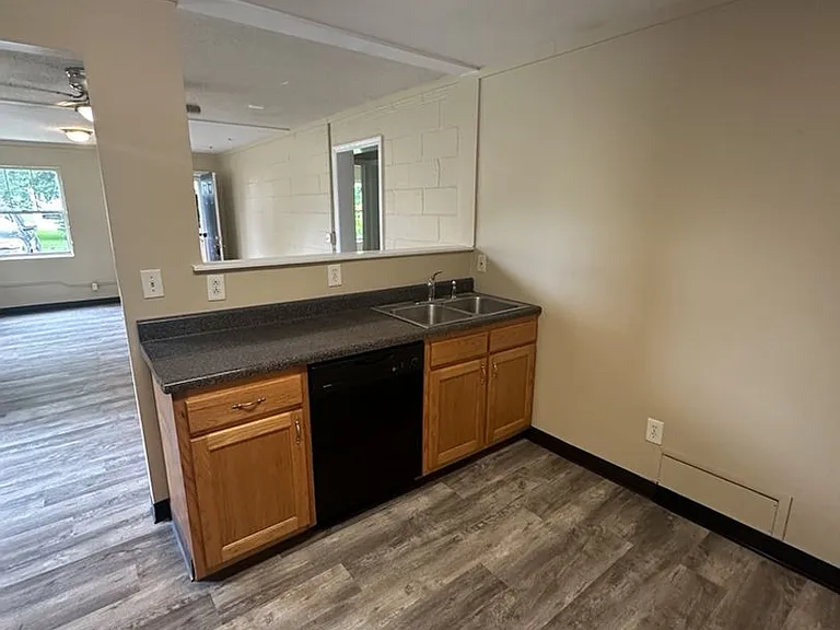1529 Mountain View Ct — Photo 6