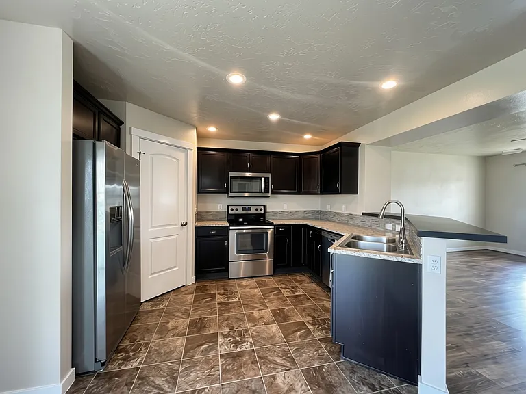 15876 Boulder Ridge Way — Photo 9