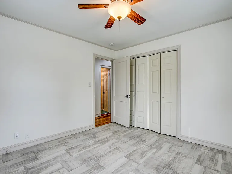 4252 S Cincinnati Ave — Photo 8