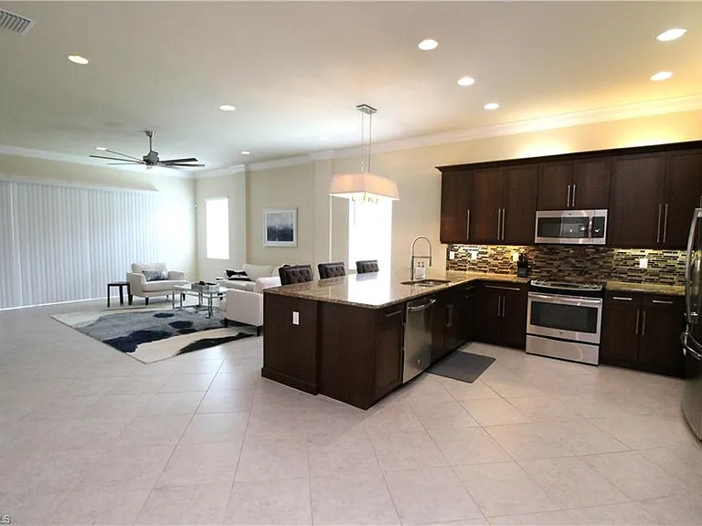 3279 Tahoe Ct — Photo 7