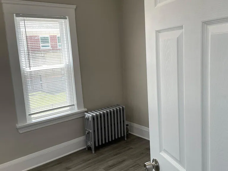 2042 Quail St #3 — Photo 5