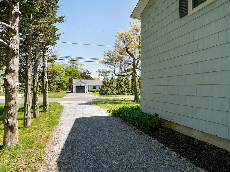 22 W End Ave — Photo 27