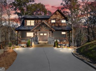 201 Windfield Dr, Blue Ridge, GA 30513