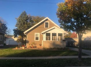 530 Washington Ave, Neenah, WI 54956