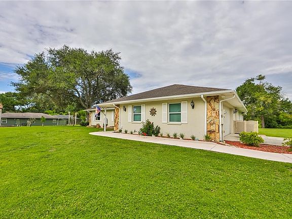 3rd image of 5637 Elaine Dr