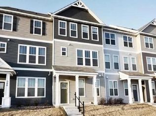 490 Central Park Blvd, Saint Paul, MN 55112