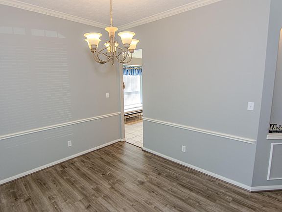 5th image of 7823 Blue Stream Ct