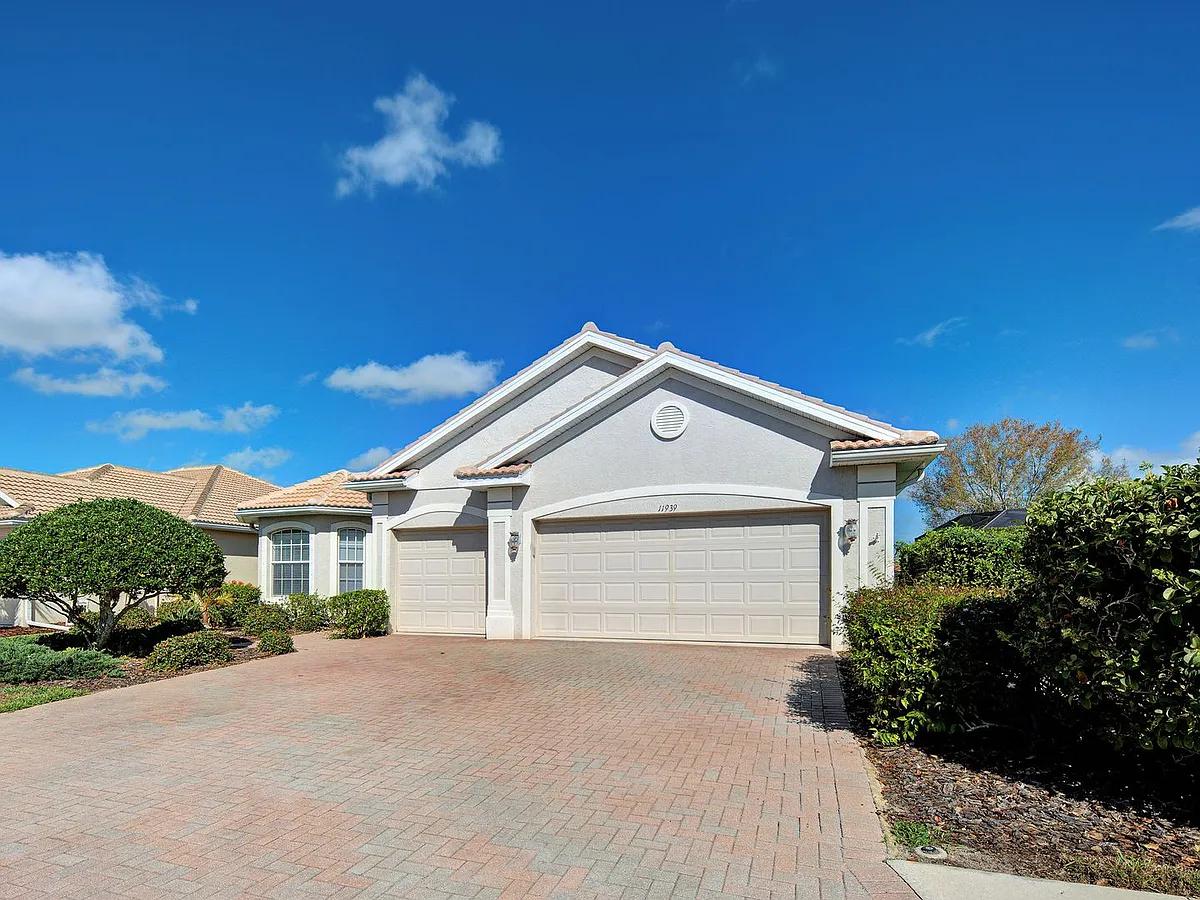 Building Photo - 11939 Granite Woods Loop