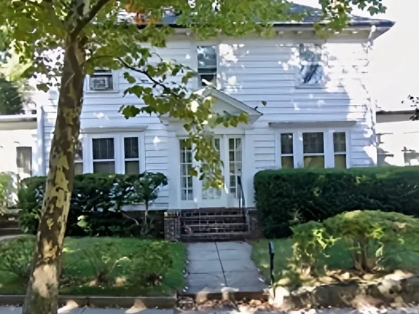 3 Greenough St, Brookline, MA 02445
