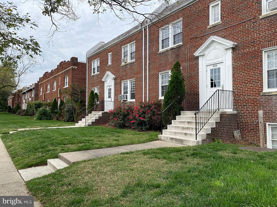 1st image of 426 E Glendale Ave #1
