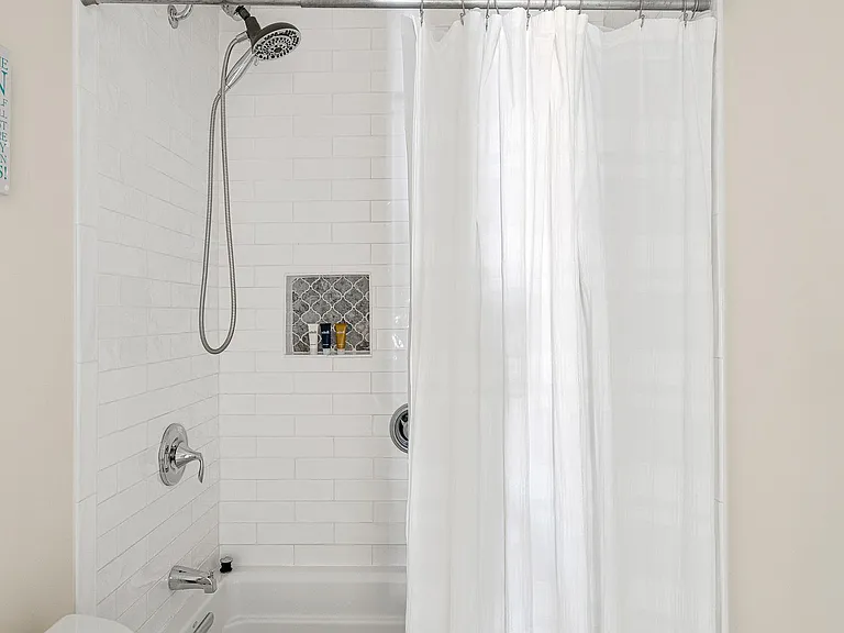 1121 Island View Dr — Photo 30