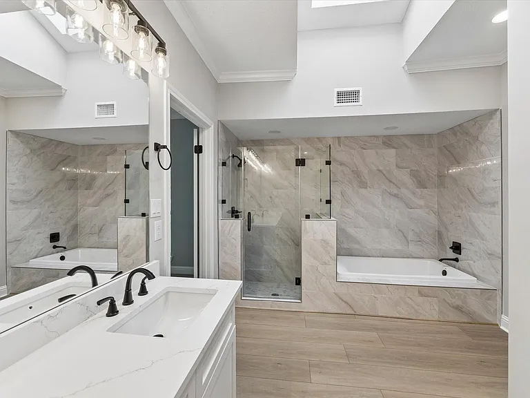 20435 Perryoak Dr — Photo 11
