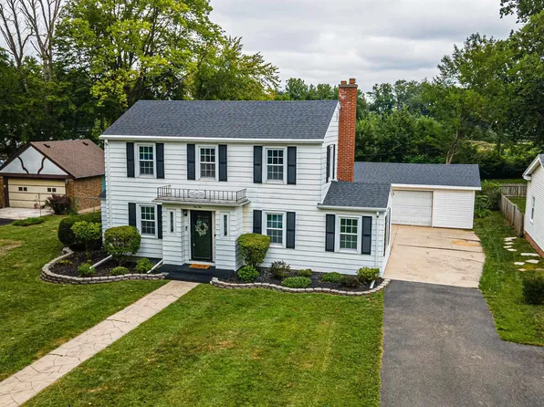 110 Lincoln Ave, Lincoln, IL 62656