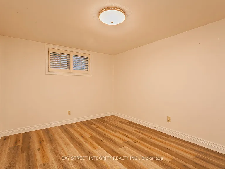 261 Markham St #B — Photo 4