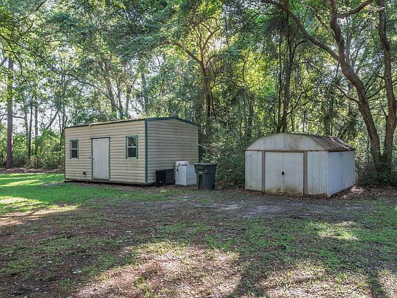 5th image of 148 Woodland Dr