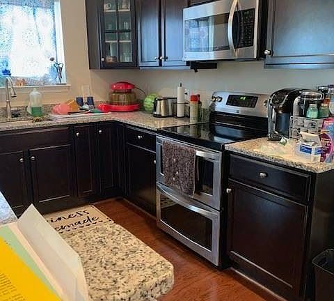 5th image of 5293 Weems Dr