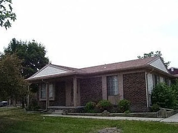 2994 Roundtree Dr #1, Troy, MI 48083