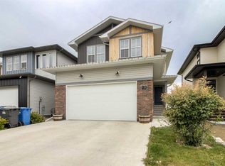 122 Greywolf Rd N, Lethbridge, AB T1H7G5