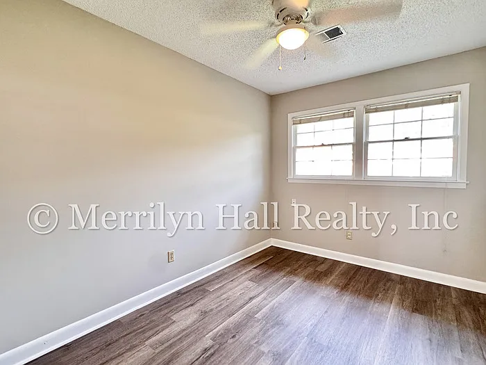 122 Jefferson Pl — Photo 14