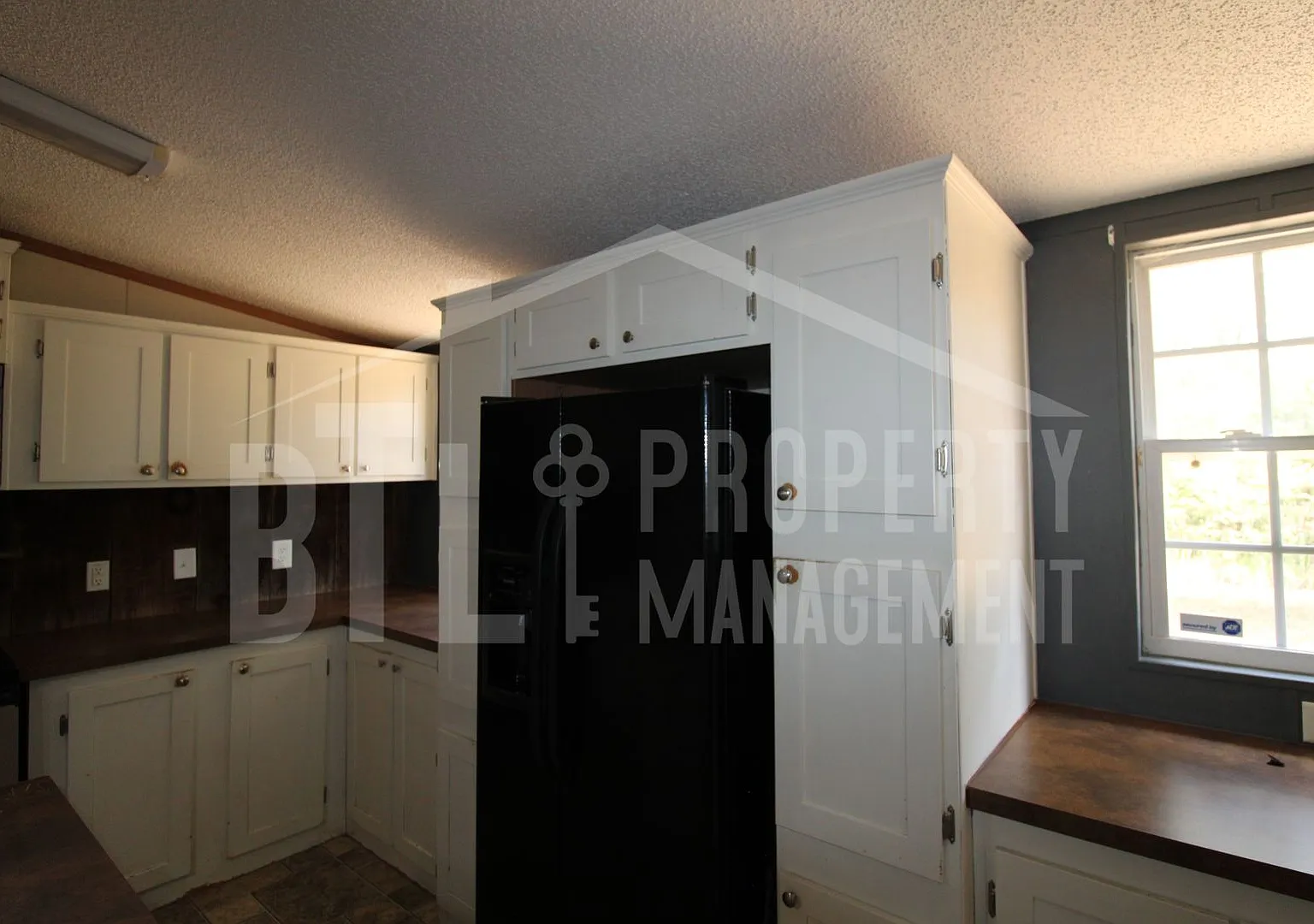 4 bedroom home in Kirbyville! — Photo 3