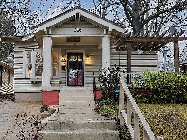 246 N Watkins St — Photo 1