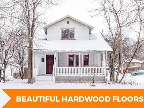 1024 9th Ave S, Fargo, ND 58103