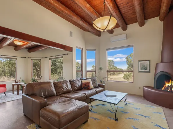 40 Paseo Del Antilope, Santa Fe, NM 87506