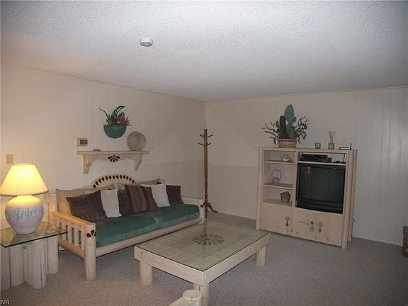 4th image of 866 Northwood Blvd #25