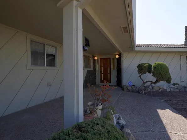 262 Donald Dr, Hollister, CA 95023