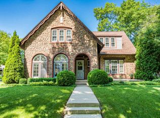 4133 N Maryland Ave, Shorewood, WI 53211