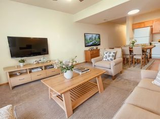 3103 S Cedar Crest Ct, Independence, MO 64057