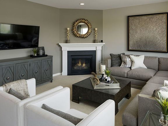 Model Representation Gathering Room