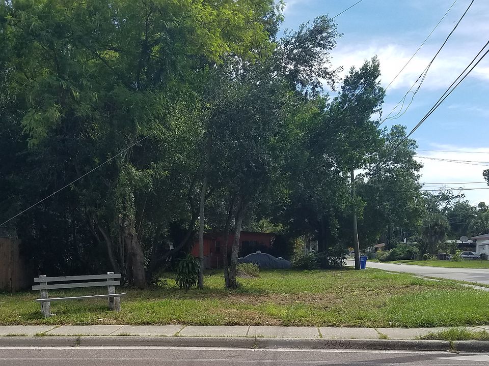 2nd image of 2062 15th Ave S