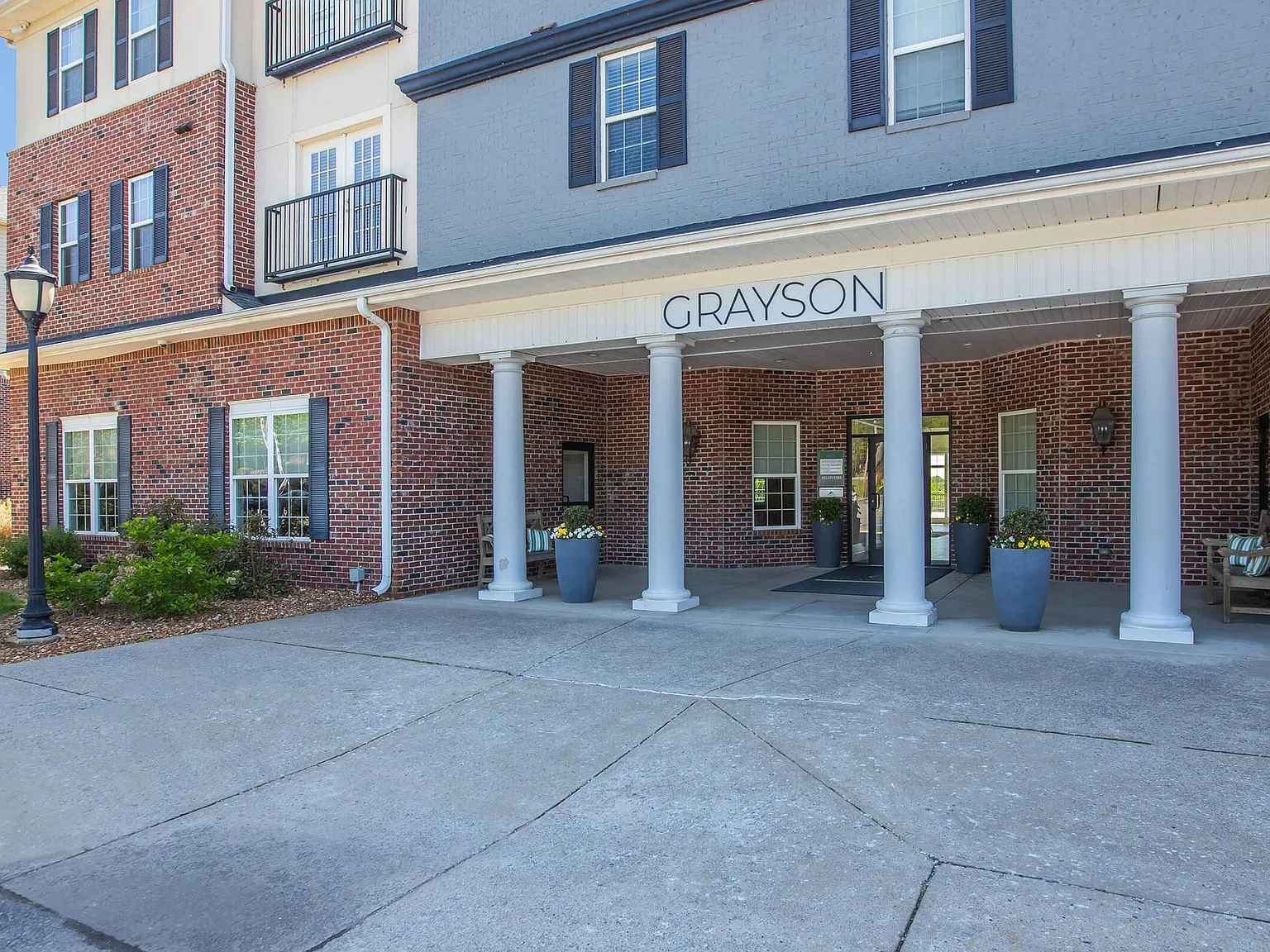 Grayson — Photo 1
